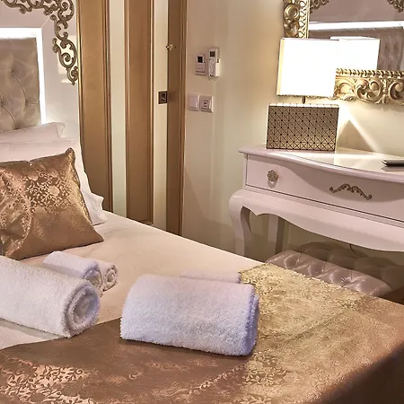 Solar Antigo Luxury 4*