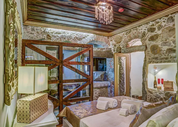 Solar Antigo Luxury בית הארחה