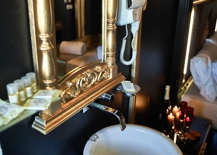 בית הארחה Solar Antigo Luxury קוימברה