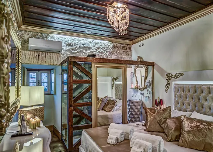 בית הארחה Solar Antigo Luxury קוימברה