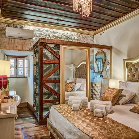 Πανσιόν Solar Antigo Luxury 4*