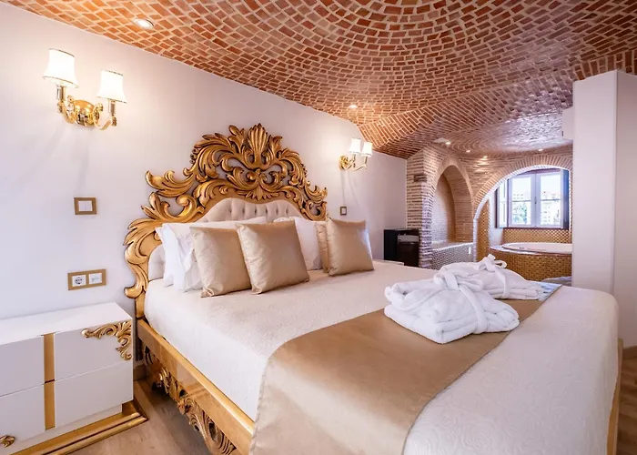 Solar Antigo Luxury 4*