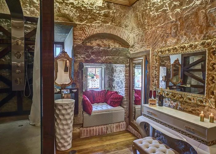 Solar Antigo Luxury 4*